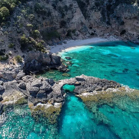 Ilune Iun T4946 * Cala Gonone